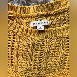 New Aeropostale crop sweater
